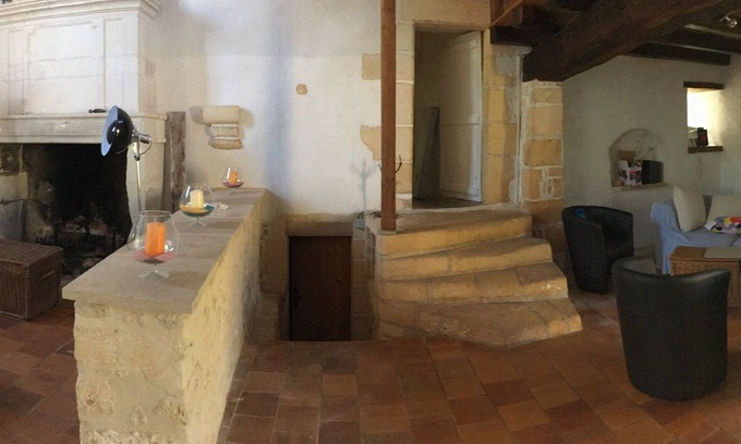 Saint-Sornin House | SAINT-SORNIN Atypical house with large plot 900 m2 closed ripe