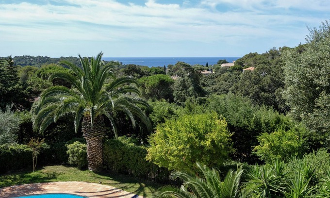 La Croix-Valmer Villa | Saint Tropez Bay Charming villa with sea view