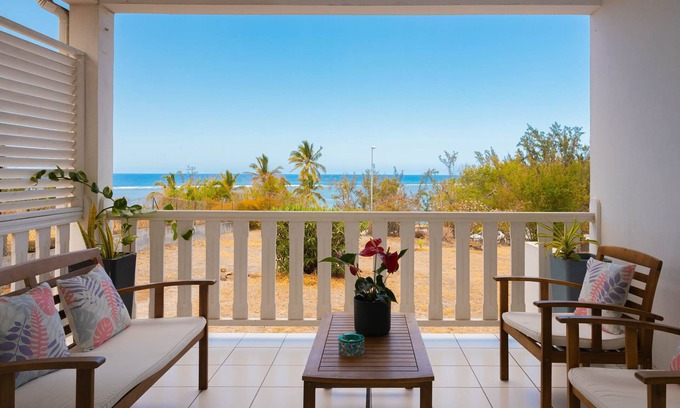 La Saline Les Bains Apartment | SALANGANE* 100m from the beach 1-bedroom apt with Ocean view terrace Reunion Island