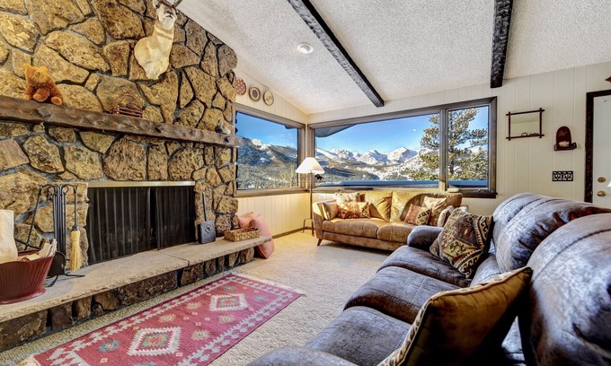 Windcliff Estates House | Salmans Bear Cove Family Vacation At Windcliff 4 Bedroom Home by RedAwning