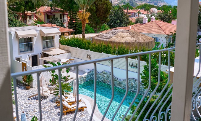 Oludeniz City Center Hotel | Salonika Suites