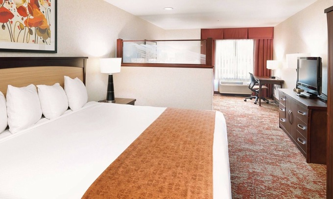 Rio Grande Hotel | Salt Lake City Comfort Near Temple Square, Zoo & Free Airport Shuttle