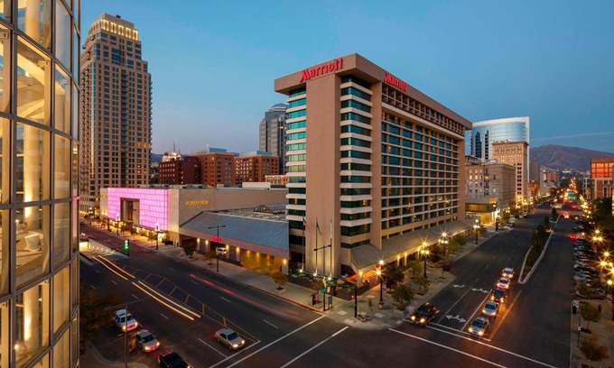 Rio Grande Hotel | Salt Lake Marriott Downtown at City Creek