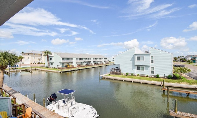 Rockport House | Salt, Lime and Sunshine - Beautiful 3/3 First floor Condo Located in Key Allegro