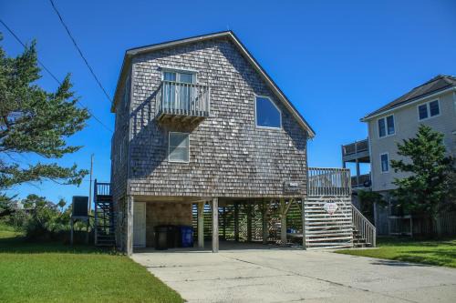 Wimble Shores House | Salt Shaker #9-S
