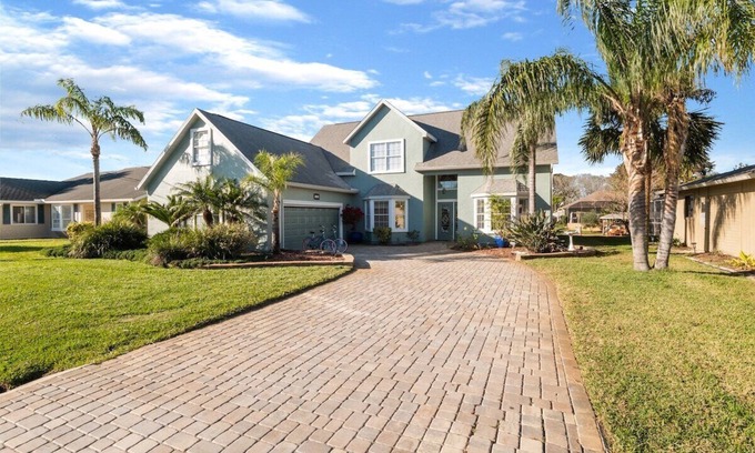 Palm Harbor House | Salt Water Canal Home with Pool