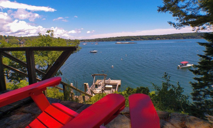 Bayville Cabin | Saltaire: Classic Maine Charm on Linekin Bay with Private Dock & Pond Access!