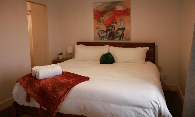 Downtown Anchorage Apartment | Salted Roots Basecamp: Downtown 2 Bed 2 Bath Loft