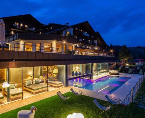Compaccio Hotel | Saltria - your Alpine experience