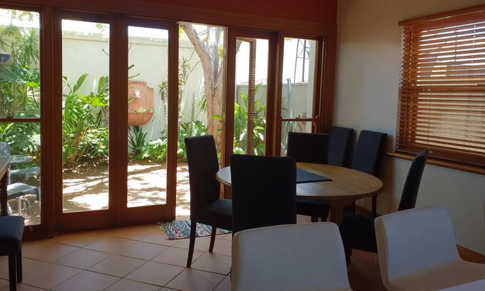 Glenelg South House | Salty Eyre Glenelg is a cottage in Glenelg South that sleeps 4 guests.