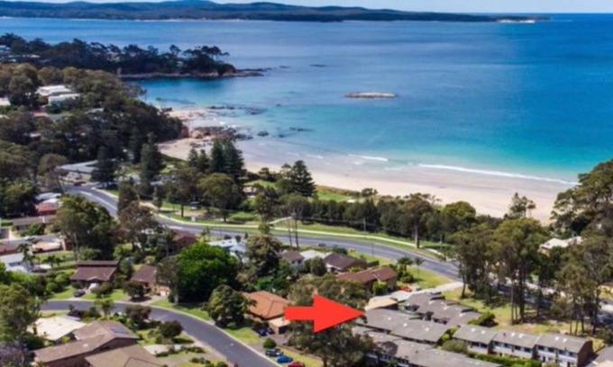 Surf Beach Apartment | Salty Feet - walk to the beach