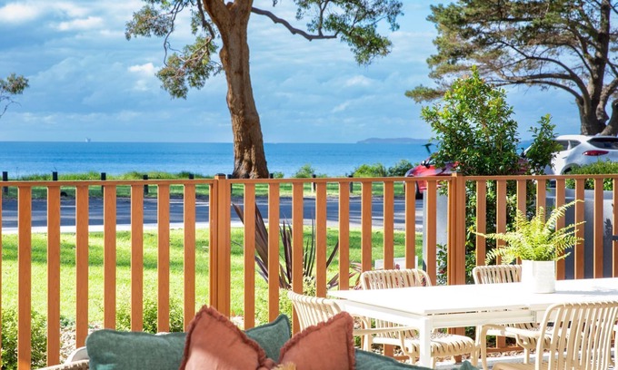 Huskisson Apartment | Salty Kisses by Experience Jervis Bay