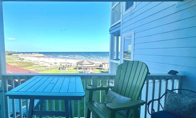 Galveston Condo | Salty Sea Wishes - Ocean Views, Beach Access, Family Vibes