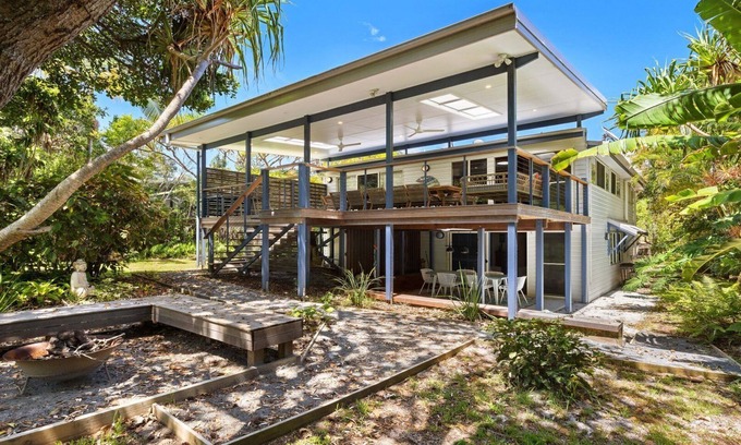 New Brighton House | SALTY SEASIDE, TOP NOTCH