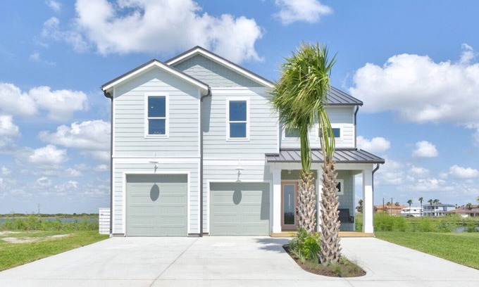 Port Aransas Apartment | Salty Sunset Bay breeze, golden skies, and coastal vibes