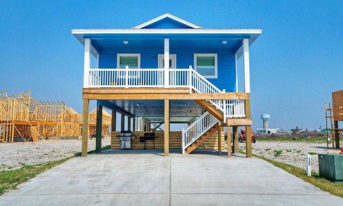 Cinnamon Shore House | Salty Texan, Brand New Beach House in Mahi Bay