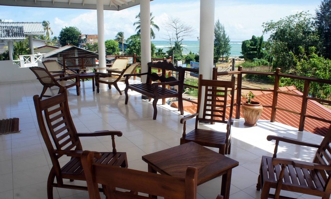 Unawatuna House | Sam's Guest House