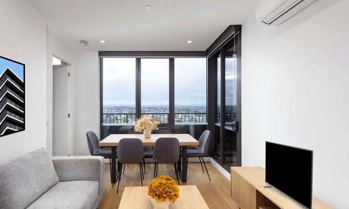 Heidelberg Heights Apartment | Samma| Modern 2BR Bell Street Bliss