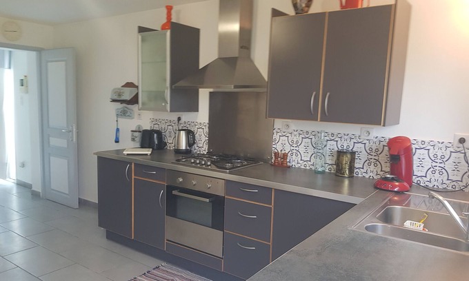 Cours-de-Pile House | Sammantha loft