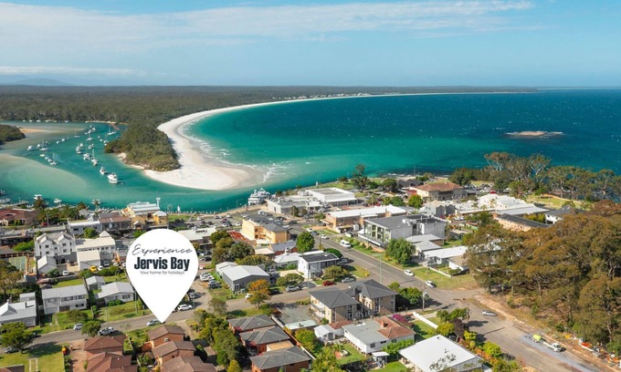 Huskisson House | Samos by Experience Jervis Bay