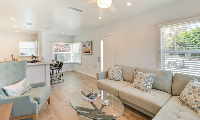 Roseville - Fleet Ridge Cottage | San Diego Cottage w/Private Patio: 2 Mi to Beach!
