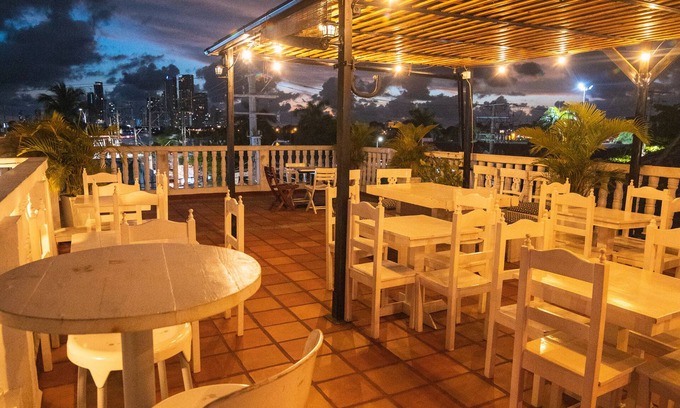 Pie del Cerro Hotel | San Felicin Hostel