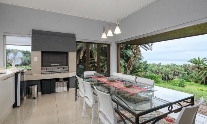 Hibiscus Coast Villa | San Lameer Villa 3706 - 4 Bedroom Superior - 8 pax - San Lameer Rental Agency