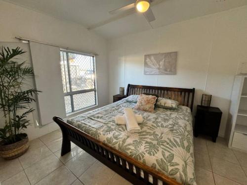 Golden Beach House | Sand Bars - Spacious, Beach, Pets