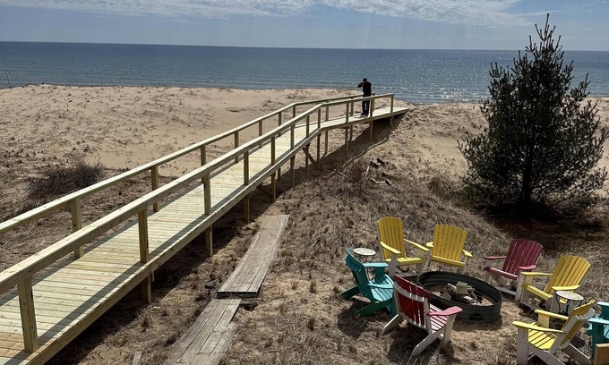 Gulliver House | Sandbox on Michibay: Sun, Sand, and Serenity – Your Lakefront Summer Destination