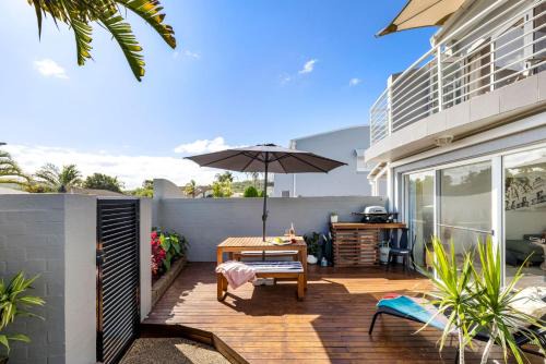 Fingal Bay House | Sandcastles at the Beach - Linen Supplied & Beds Ready on Arrival