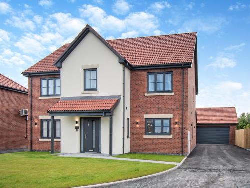 Bridlington House | Sandcastles