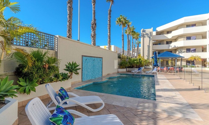 Scarborough Apartment | Sandcastles w/Ocean Views & Pool!