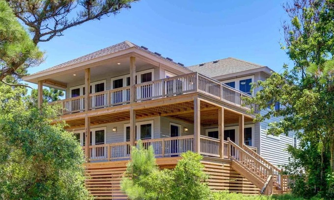 Duck House | Sanderling Home in Duck 🦆 : Sound views/4min walk to the Beach & Pool