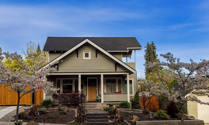 Coeur d'Alene House | SANDERS BEACH And TUBBS HILL Gem! Family Friendly!