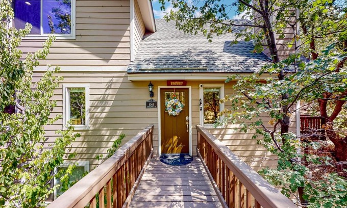 Lake Arrowhead House | Sandlewood Retreat