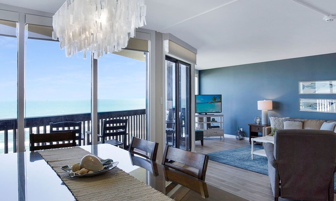Port Aransas Condo | Sandpiper Condominiums 1003, Panoramic Gulf View w/direct access to Mustang Island/Port A beaches.