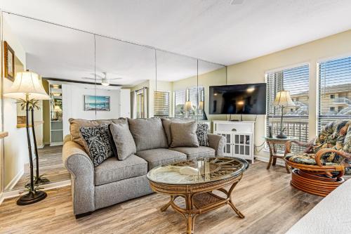 Holiday Isle Hotel | Sandpiper Cove 8107