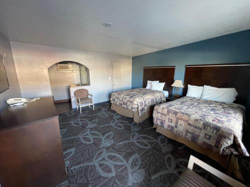 St. George Hotel | Sands Motel