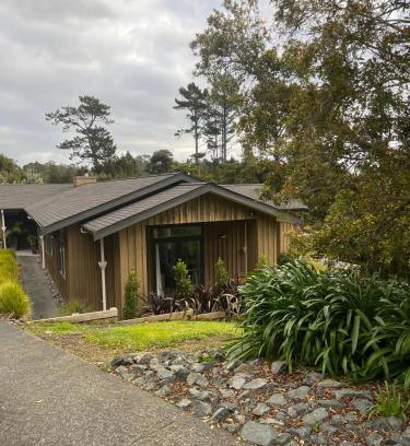 Snells Beach Apartment | Sandspit Hideaway