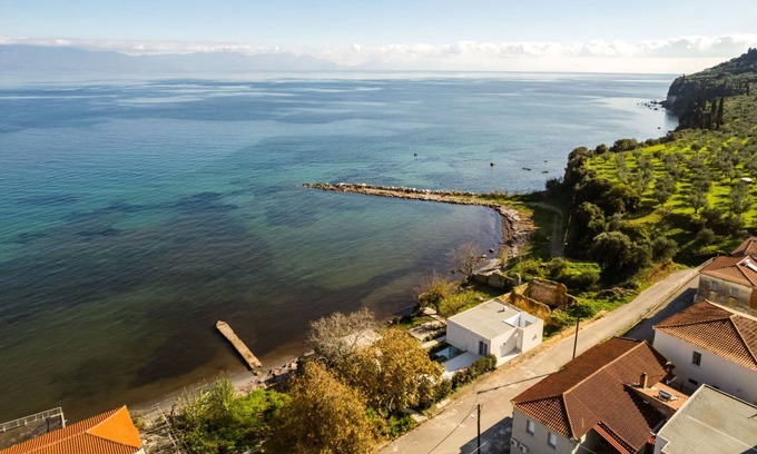 Nea Koroni House | Sandy Cozy Getaway - Fully Equipped Haven