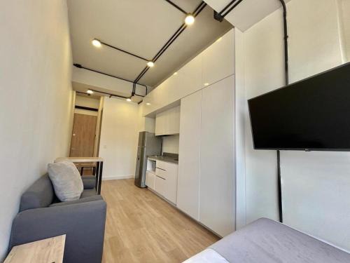 San Patricio Apartment | Santa Barbara Heart 116 Street