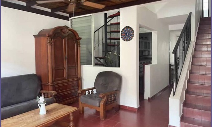 Zona Colonial House | Santa Barbara's Santo Domingo's cozy home