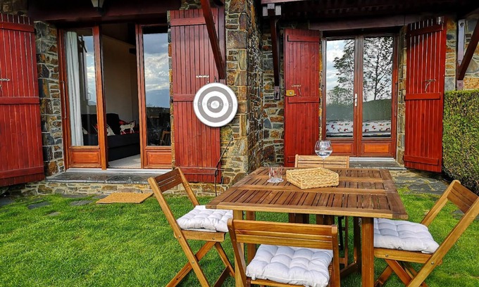 Sainte-Leocadie House | SANTA LEOCADIA VII - Three Bedroom House, Sleeps 6