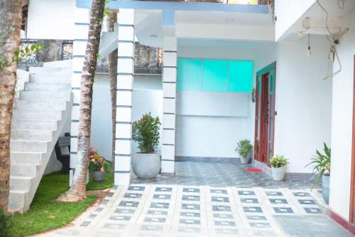 Pelena Apartment | Sanu Surfing Villa