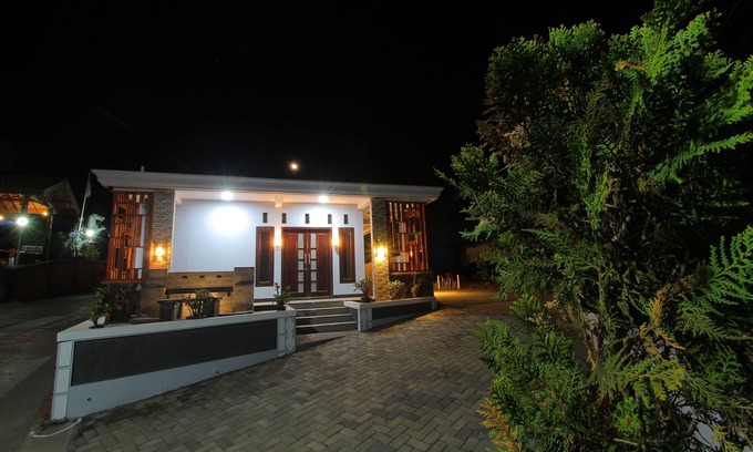 Ngadisari House | Saputra View Bromo Homestay