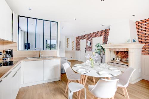 Sables-d'Or-les-Pins Apartment | Sarah 3 - Appt à avec jardin à 200 m de la plage