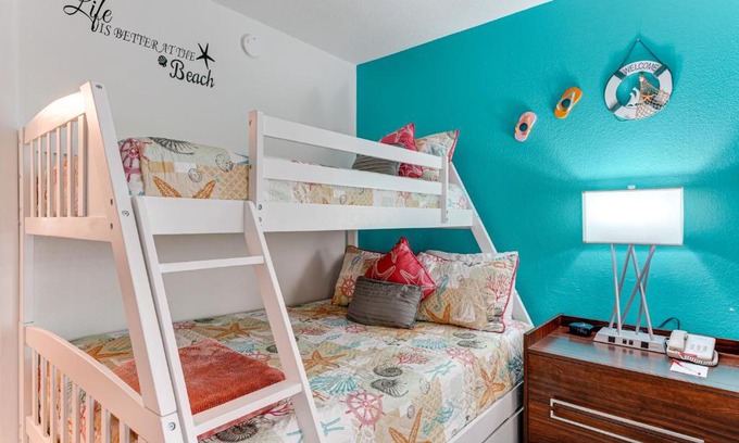 Trailer Estates Apartment | Sarasota Cay Club #612 - Heated Pool, Bunk Beds, Huge TV, Tiki Bar, More!