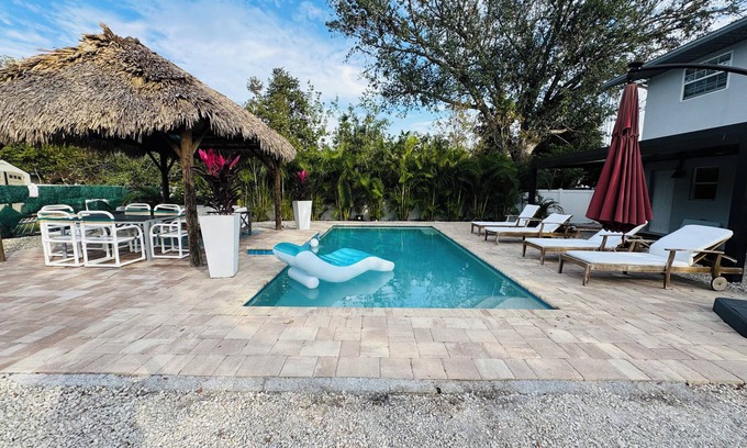 Sarasota House | Sarasota Paradise 4 Home Near IMG And Siesta Key Beach