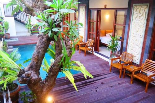 Batu Bolong House | sari sedana guesthouse