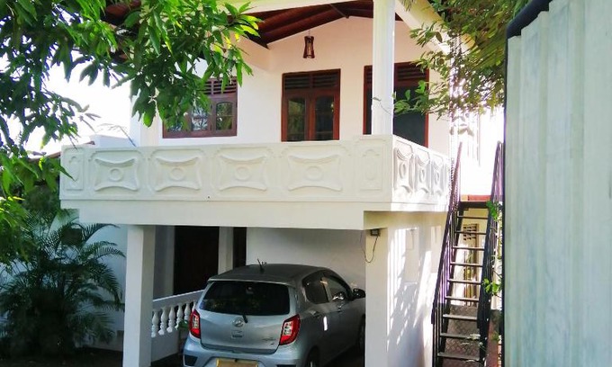 Kamburugamuwa House | Saveshka Villa
